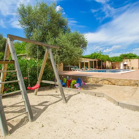 4 Bedroom Cozy In Marratxi