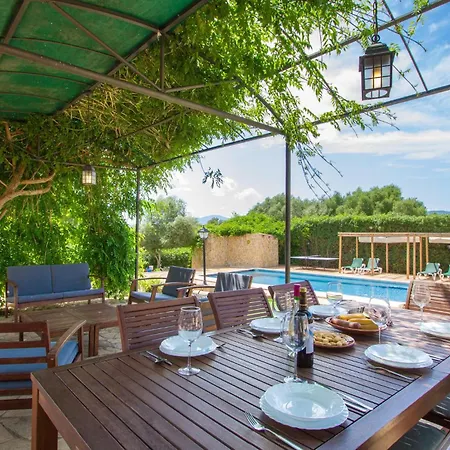4 Bedroom Cozy In Holiday home Marratxi